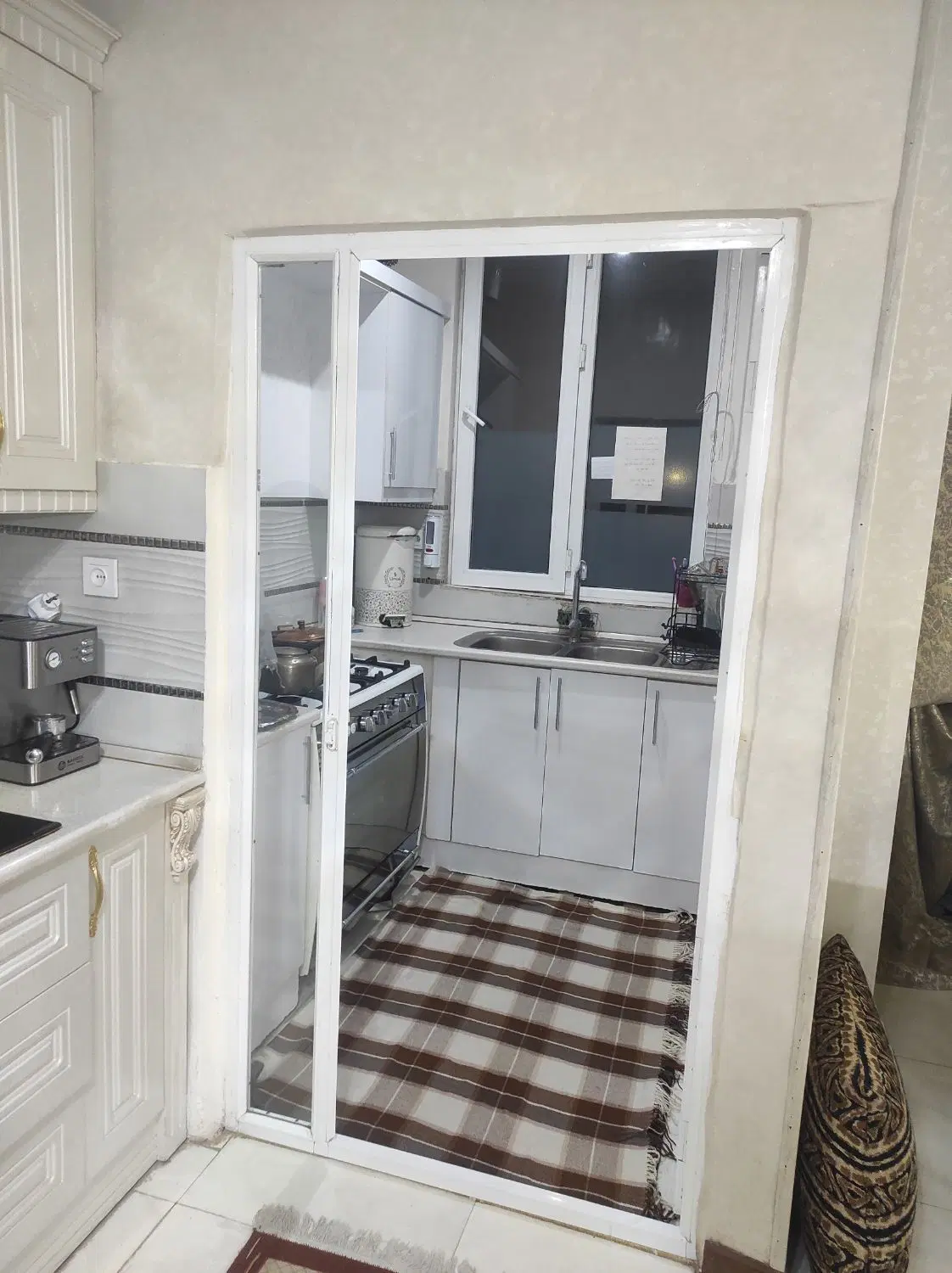 خانه آپارتمان 150متری حاشیه عصمتیه فوری