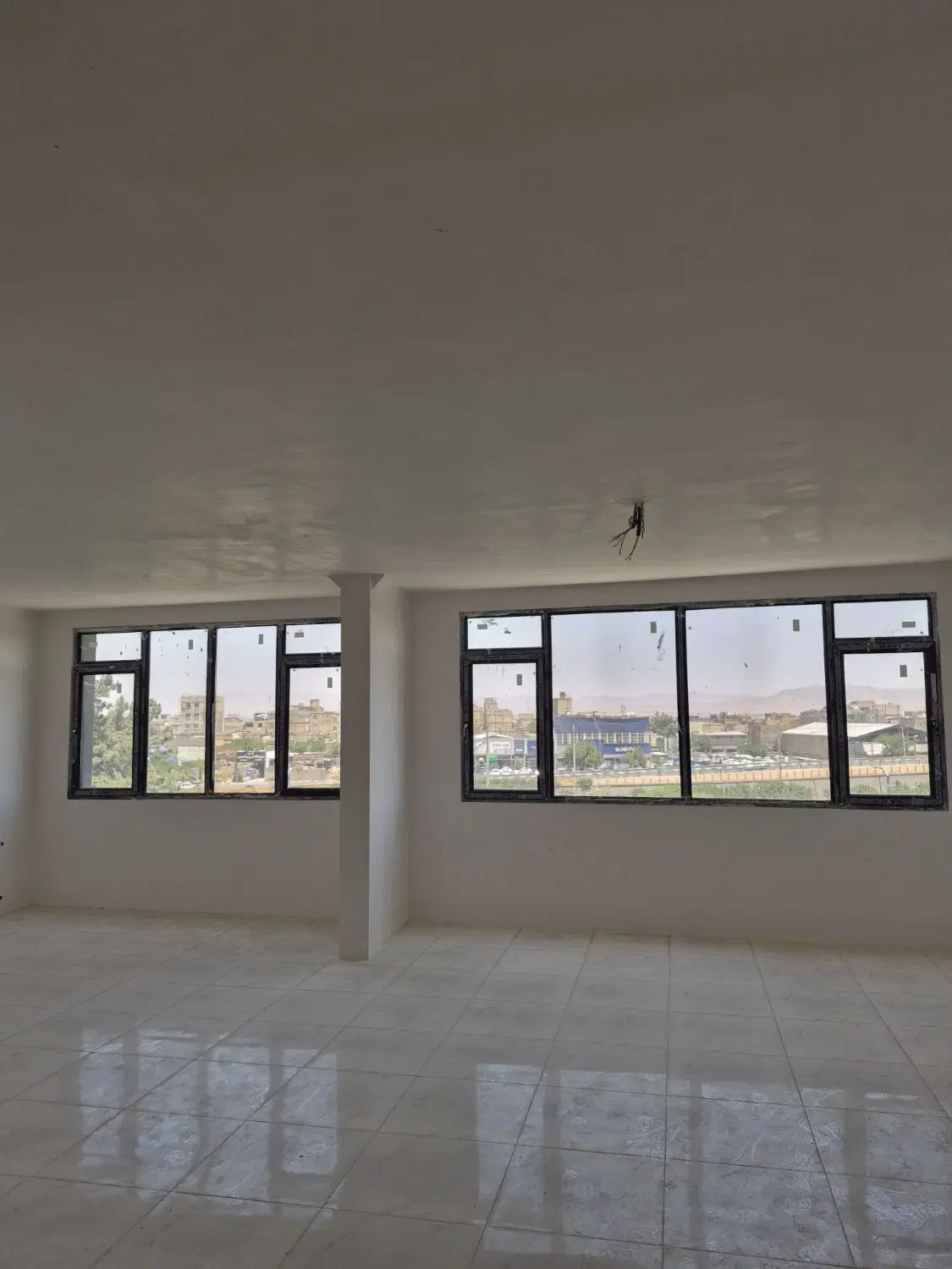 واحد ۱۷۰ متری صفر فول امکانات