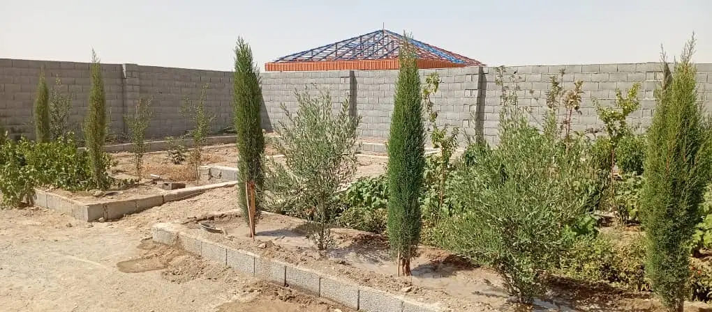 چهاردیواری هرچی بخواین موجود دارم