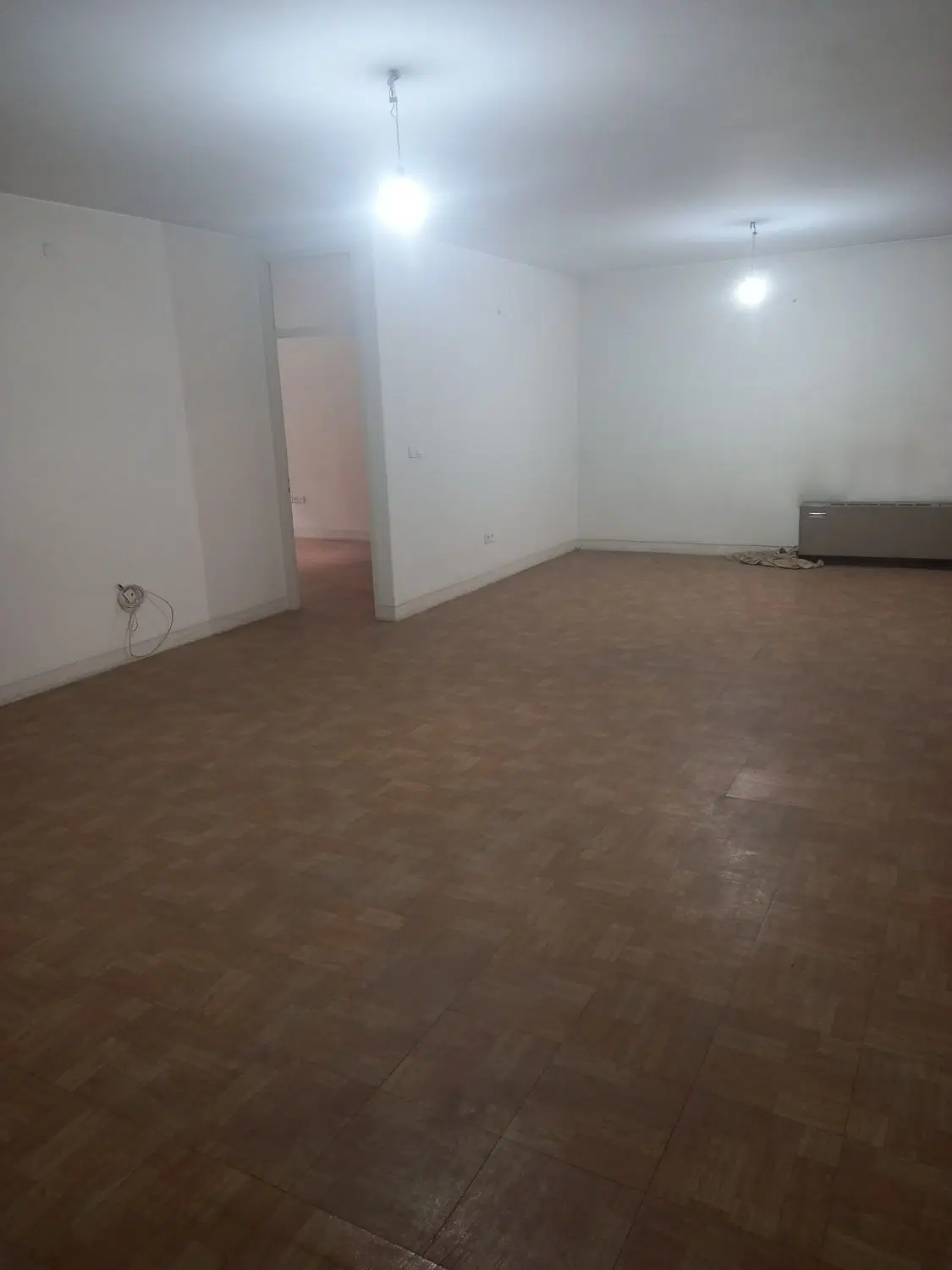 بلوار کشاورز ایتالیا۱۸۵ متر۳خ تک واحد،پارکینگ