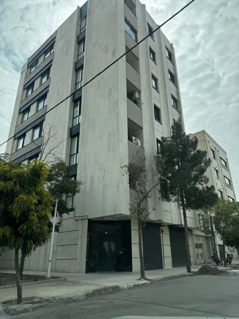 زمین با پروانه آماده ساخت