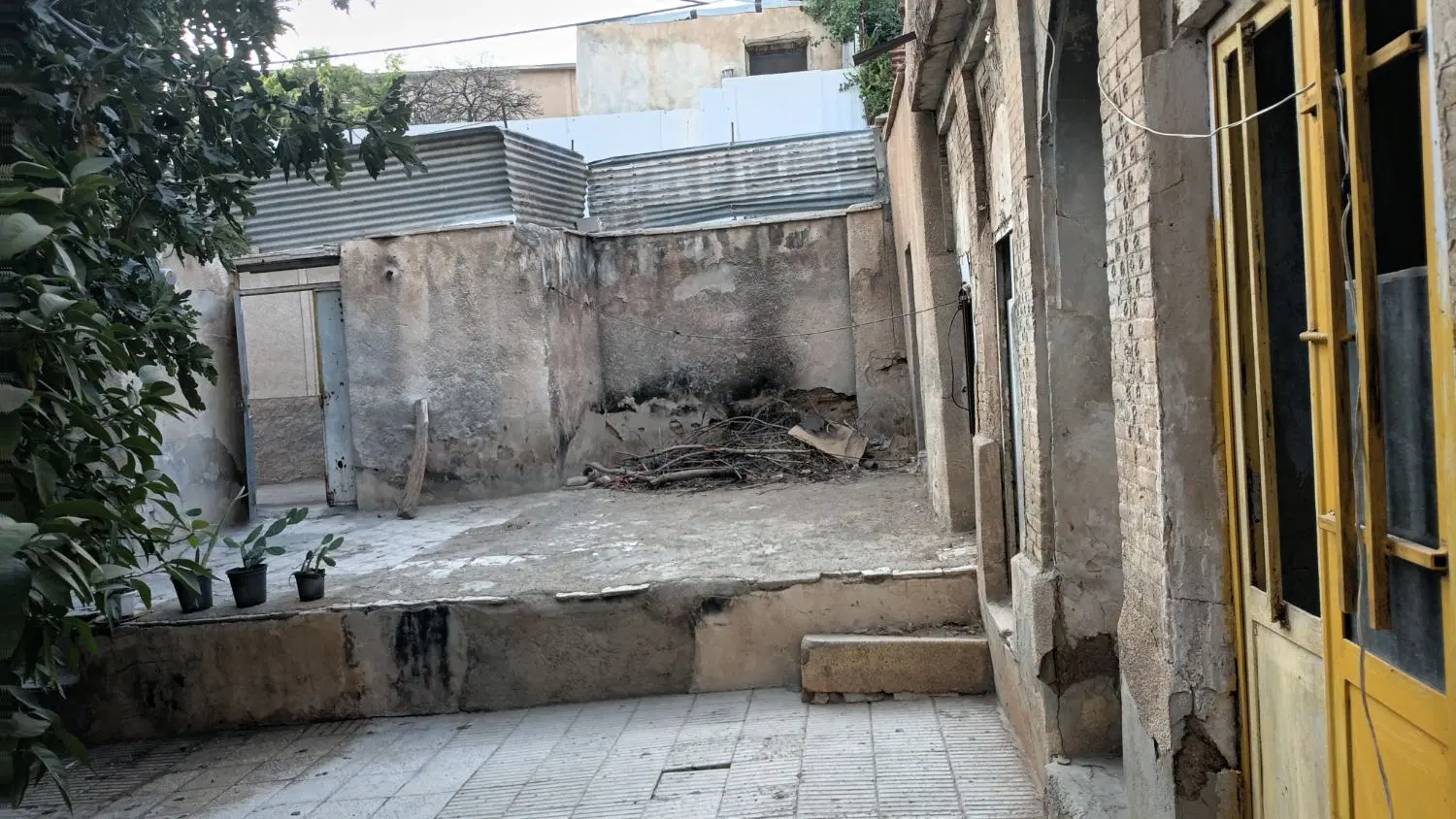خانه‌کلنگی