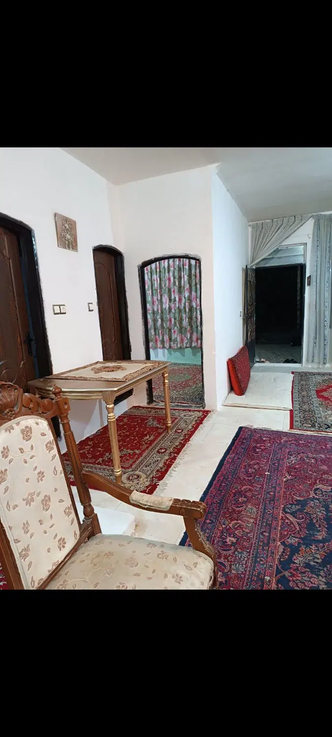 رهن و اجاره دربست ۲۰۰ متری توس دهشک