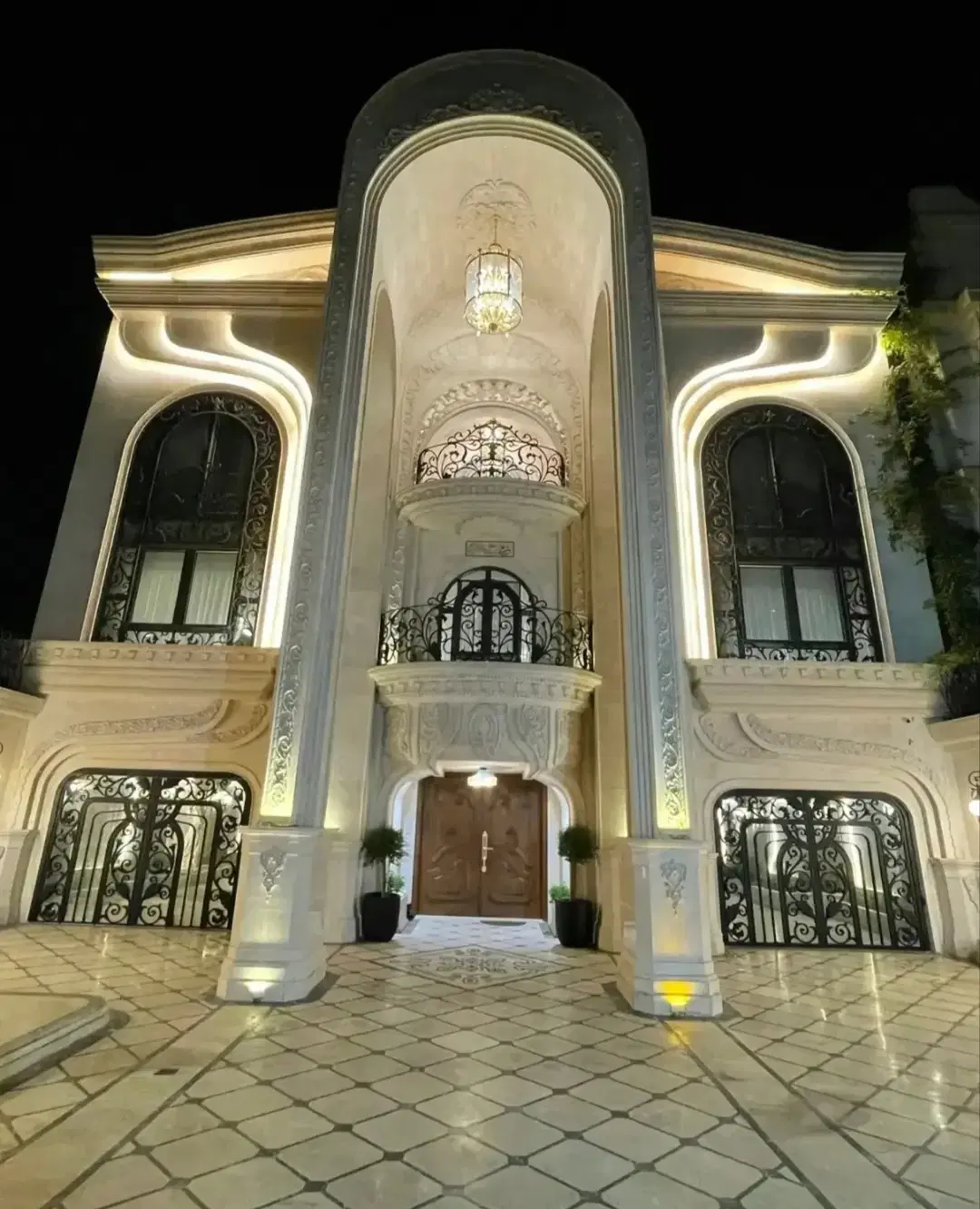 ویلایی ۲ سرویس لوکس بدیعی عزیزی