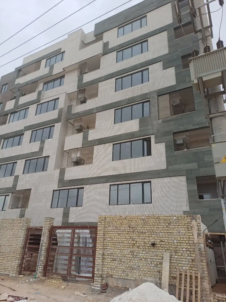 آپارتمان سه خوابه ۱۳۵ متر جمهوری