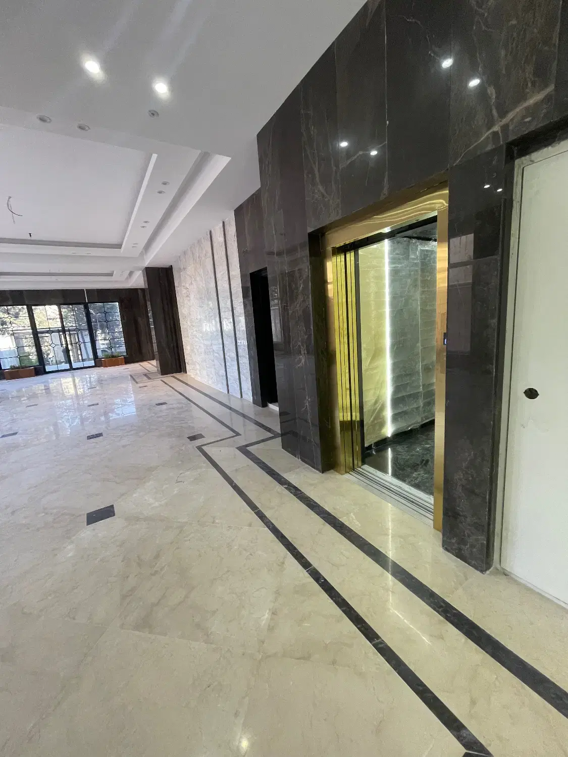 آپارتمان ۱۲۰ متری