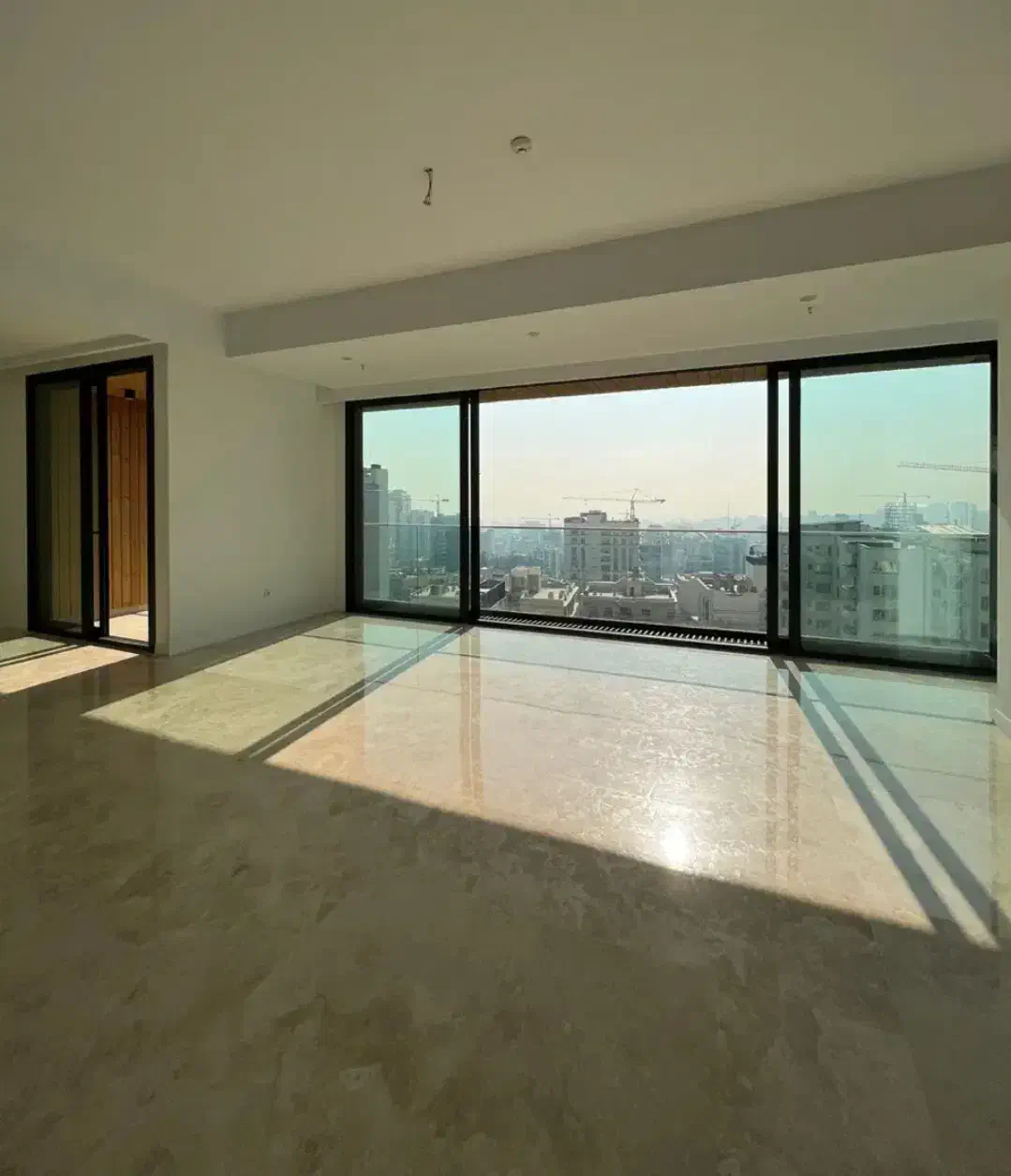 طبقه 4_ 120متر نوساز_متری 500 (زعفرانیه)