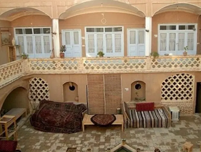 مجموعه گردشگری و سرمایه گذاری