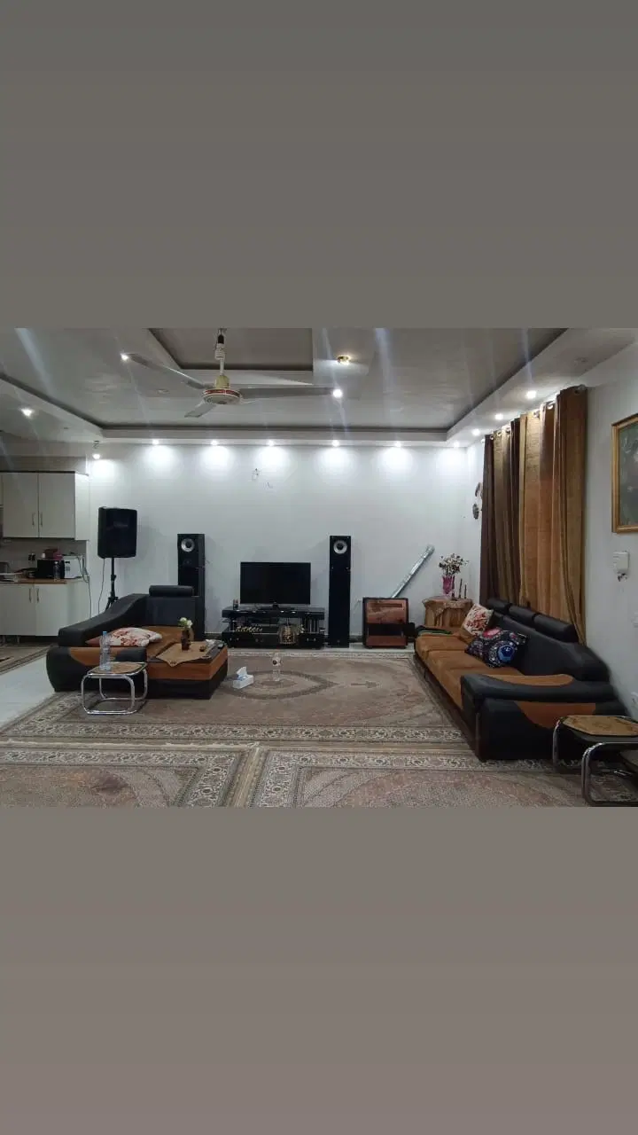 باغچه ۱۰۰۰متری