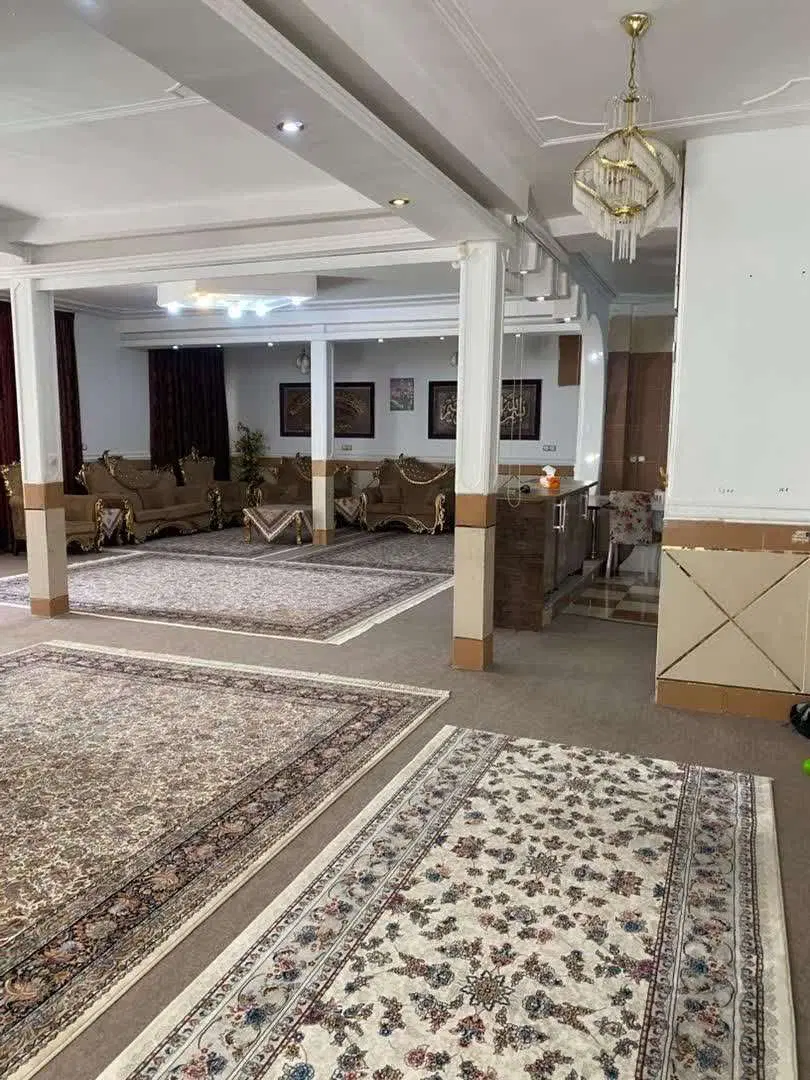 اجاره واحد ۱۸۰متری بلوار قرنی