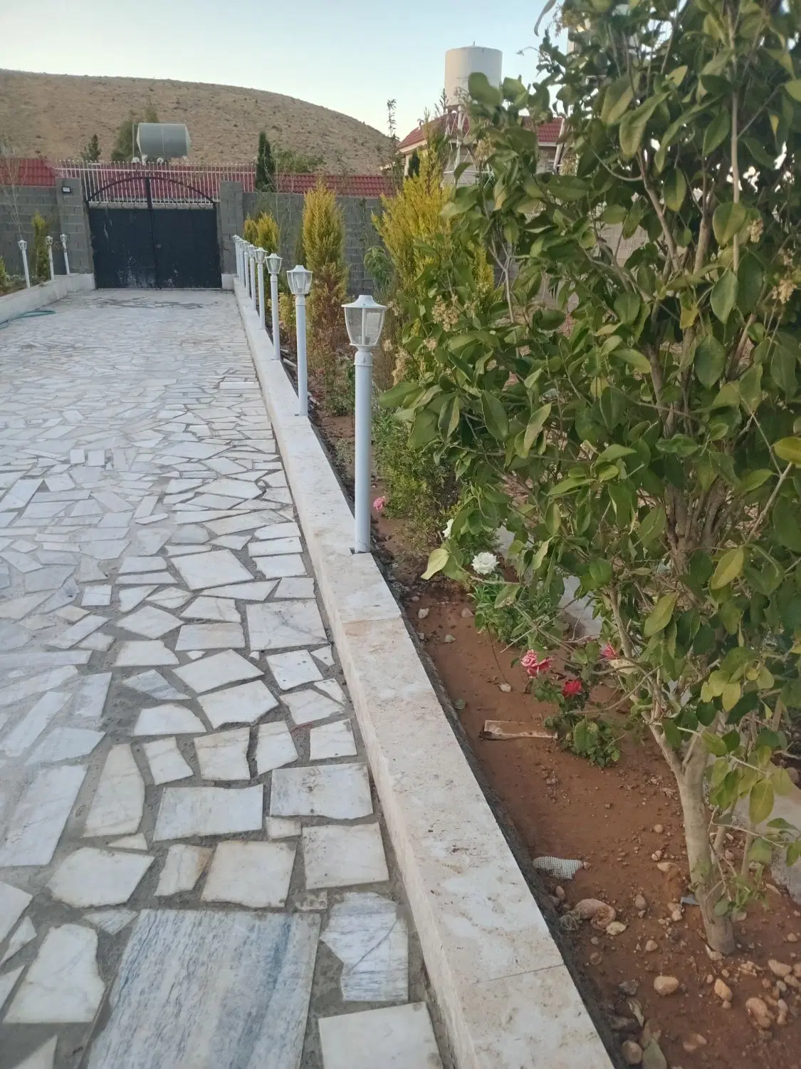 فروش باغ ویلا ارمغان قلات خیابان احسان