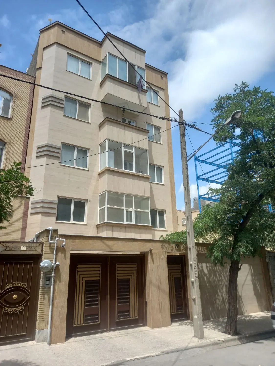 آپارتمان دو خواب حسابی شمالی ۴ بهورز ۱۰