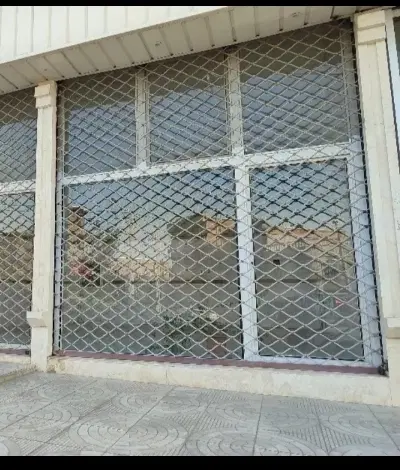 یک باب مغازه 30متری شیک مناسب کارهای دفتری و..