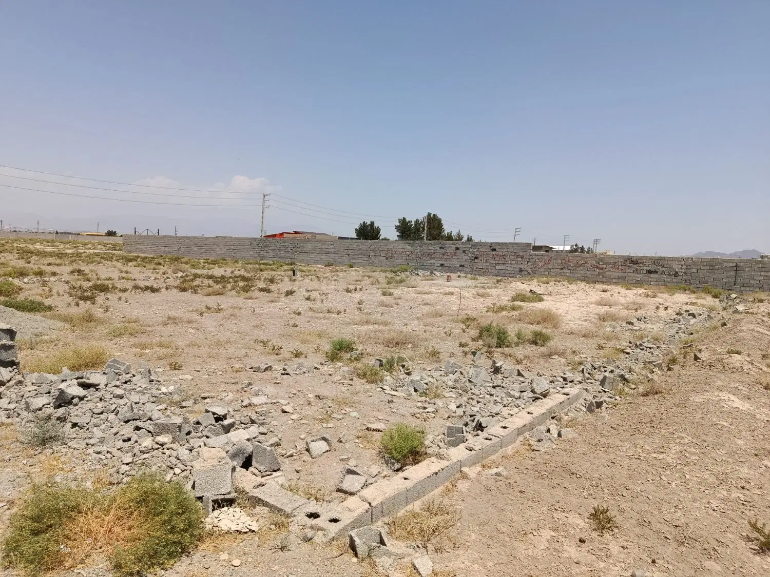 یک قطعه زمین واقع در روستای ارغش آباد