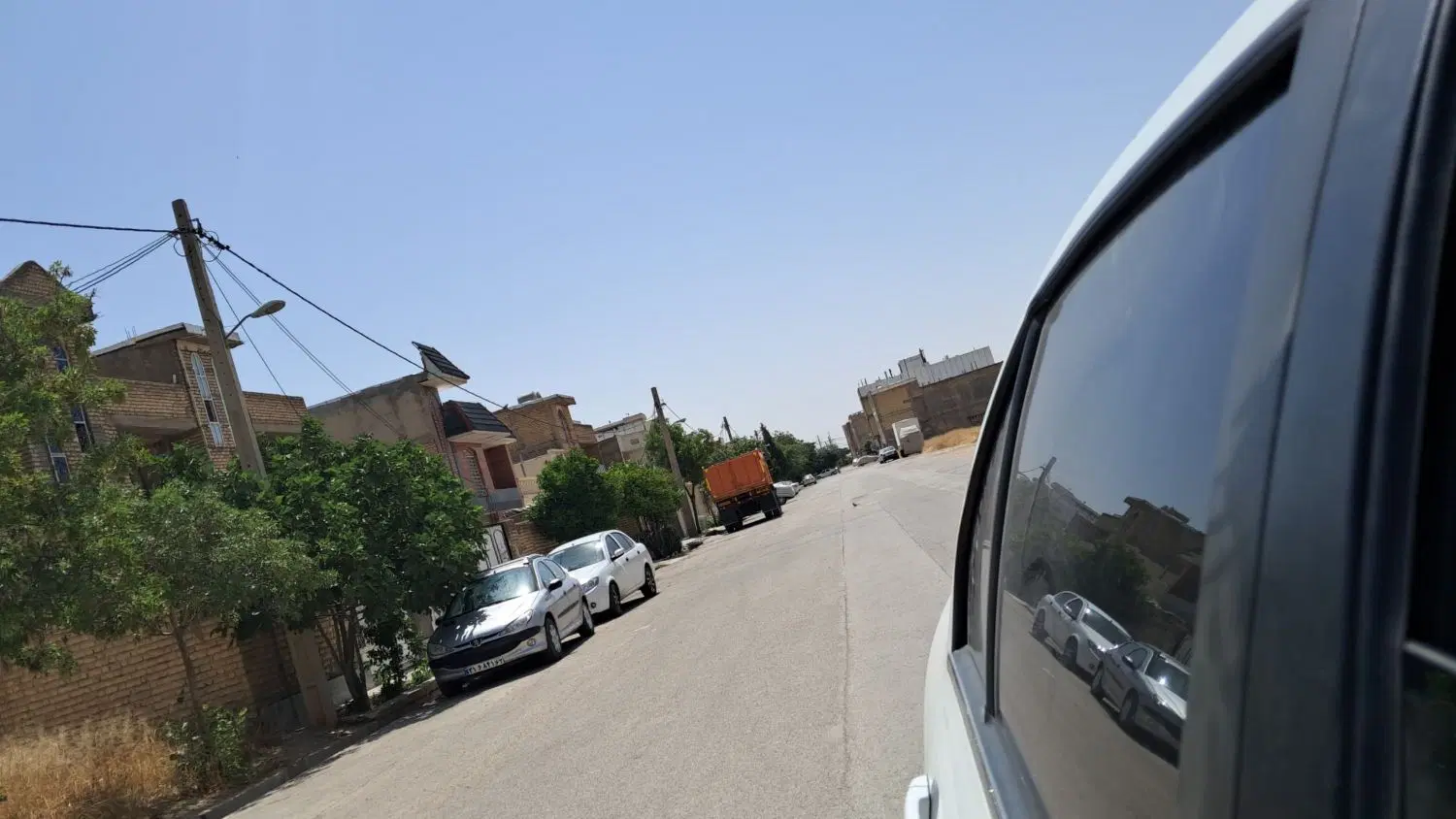 زمین بلوارتخت جمشید خوشه