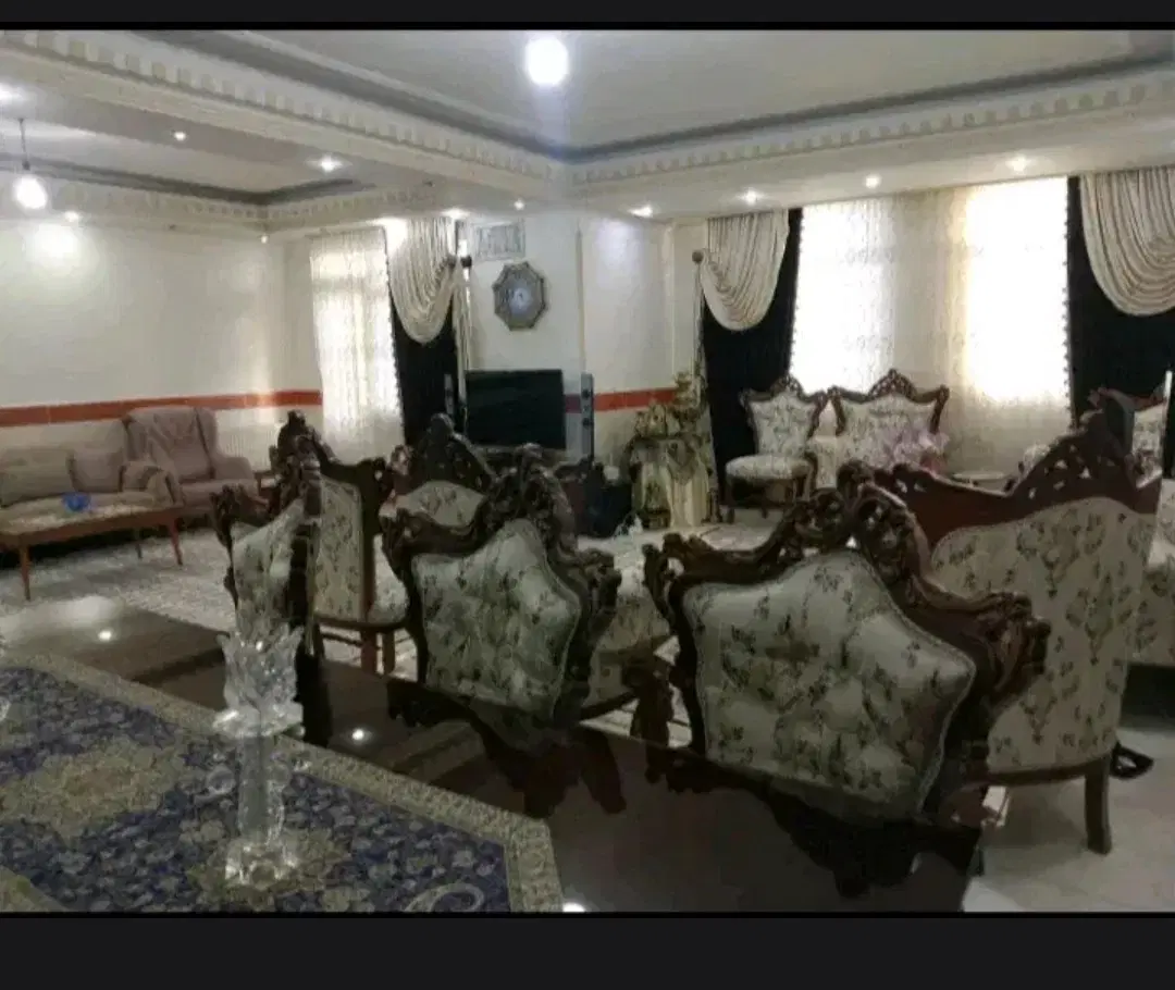 138متر سه بر نور تک واحدی  کلا سه واحد