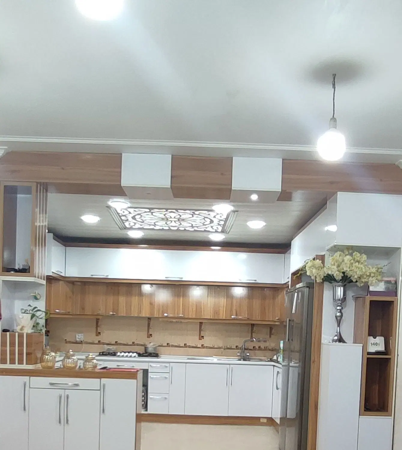 خانه دو طبقه اردیبهشت