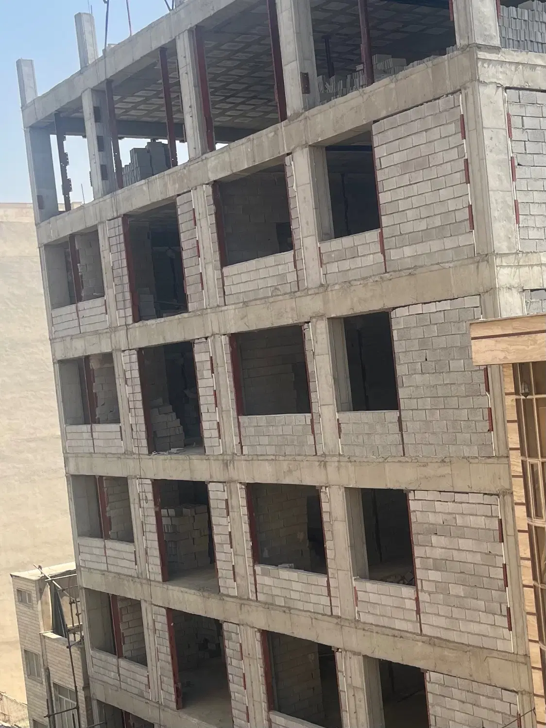 ۱۴۰ متر آپارتمان فول امکانات