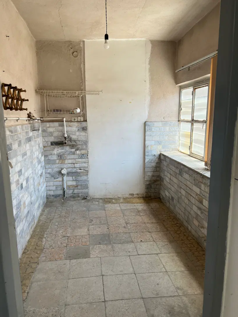 ملک تجاری واقع در خیابان نمکی برای اجاره