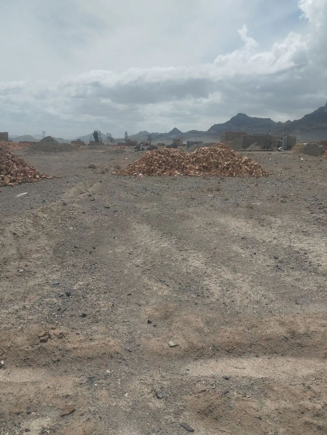 زمین سفیدک