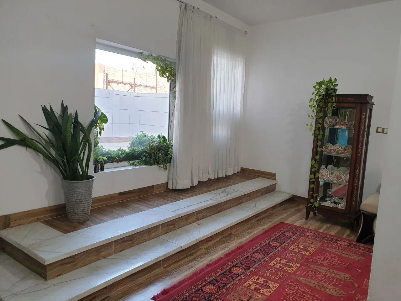 اجاره یک واحد از سه واحد.خ فردوسی