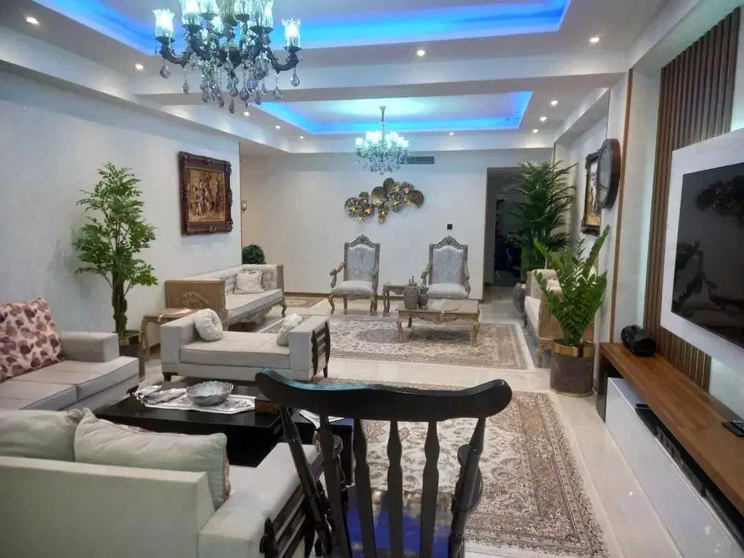 فروش آپارتمان ۱۳۵ متری