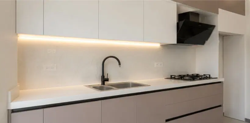 واحد نوساز ۶۰ متری برج هوشمند دریاچه چیتگر
