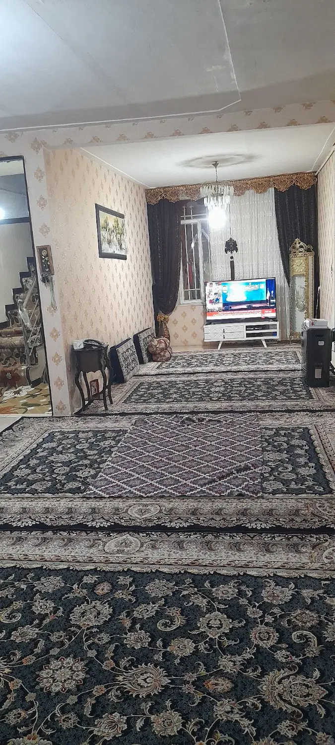 ویلایی بر خیابان تعاون
