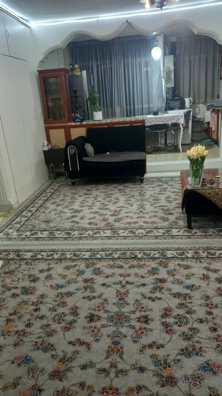 فروش آپارتمان ۸۰ متری - ۲ خوابه - بازسازی‌شده