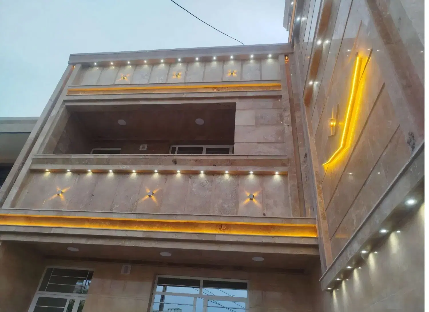 فروش منزل مسکونی در کرونی