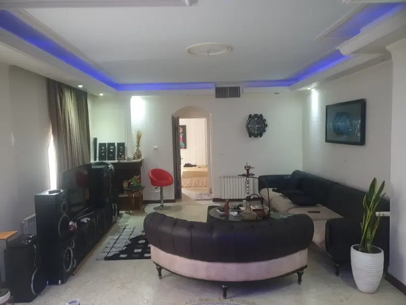 هم خونه
