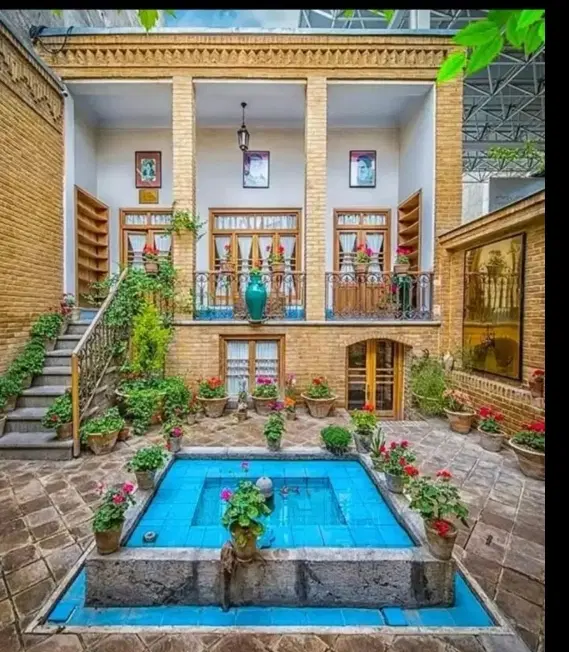 منزل دو طبقه سه راه حسن آباد سرنبش دربست