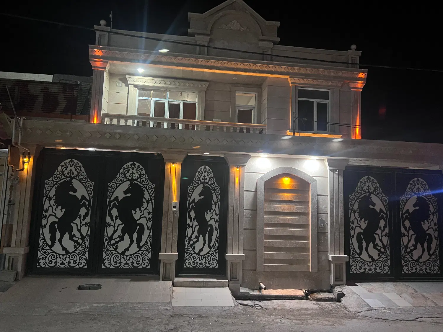 دو طبقه مجزا مال‌ خلیفه ای