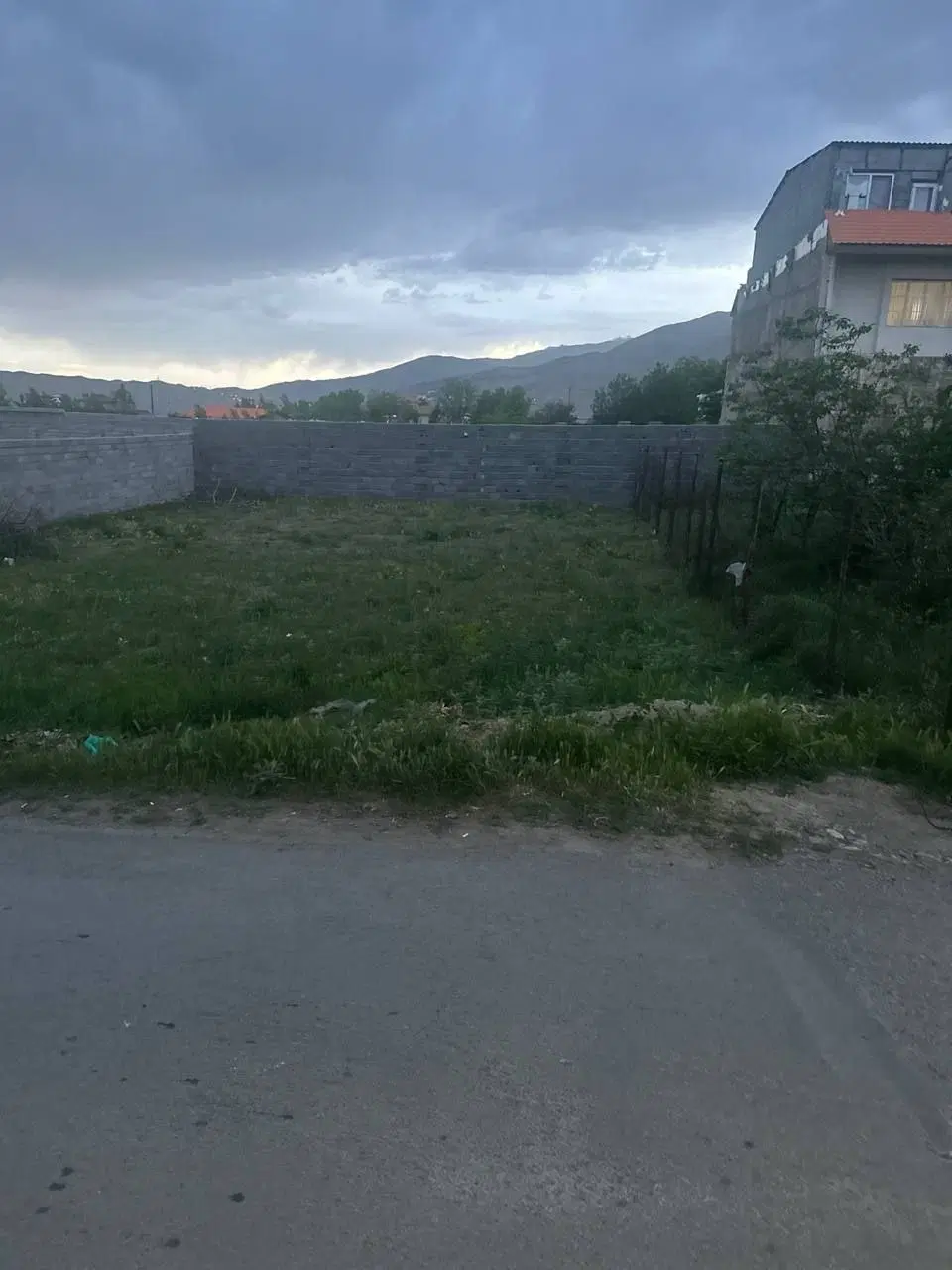 یک قواره زمین ۳۹۴ متر