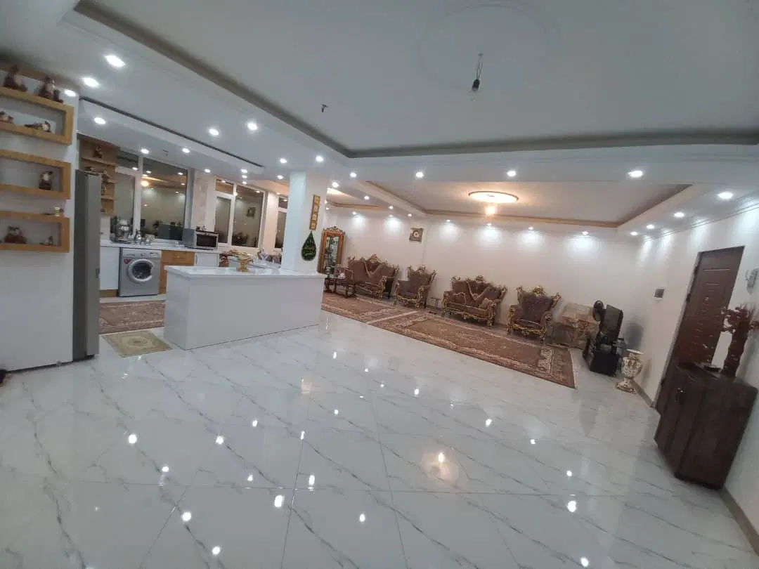آپارتمان نو ساز 131 متر فول