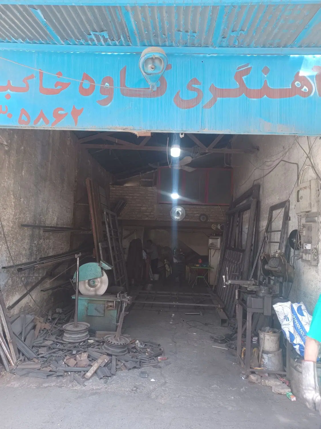 ۷۰متر مغازه تجاری مناسب انباری