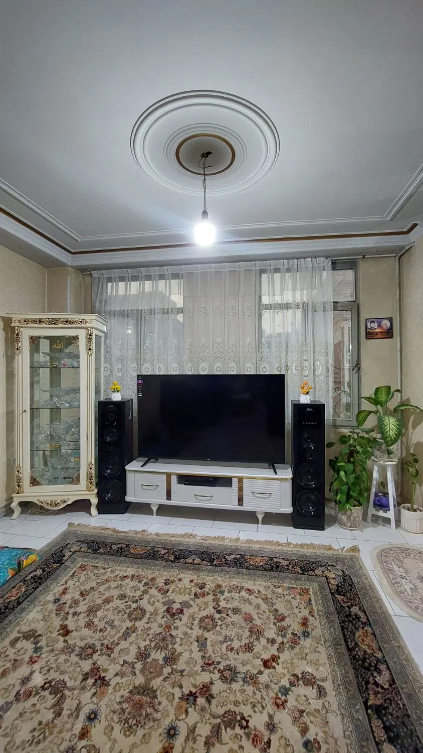 آپارتمان ۹۰ متری فاز چهار مهرشهر