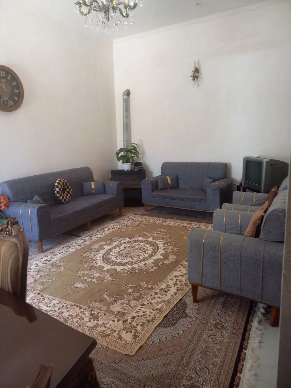 فروش ویلا باغ در جابان دماوند ۲۰۶ متر زمین