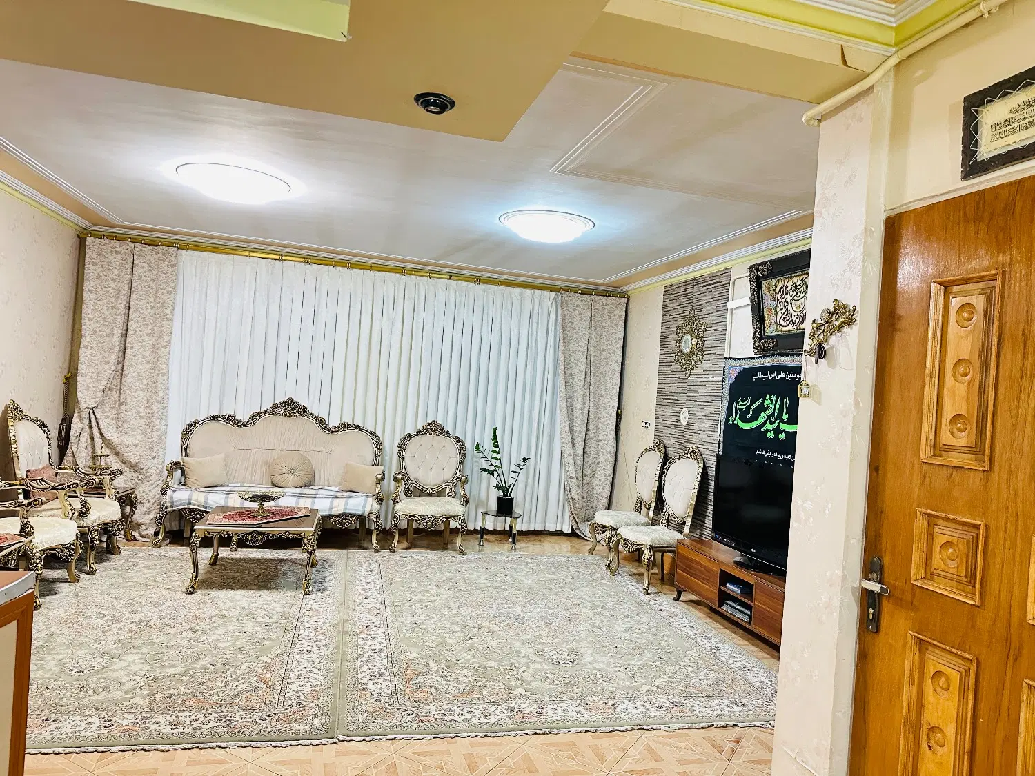 واحد ۸۷ متری خیابان سعدی