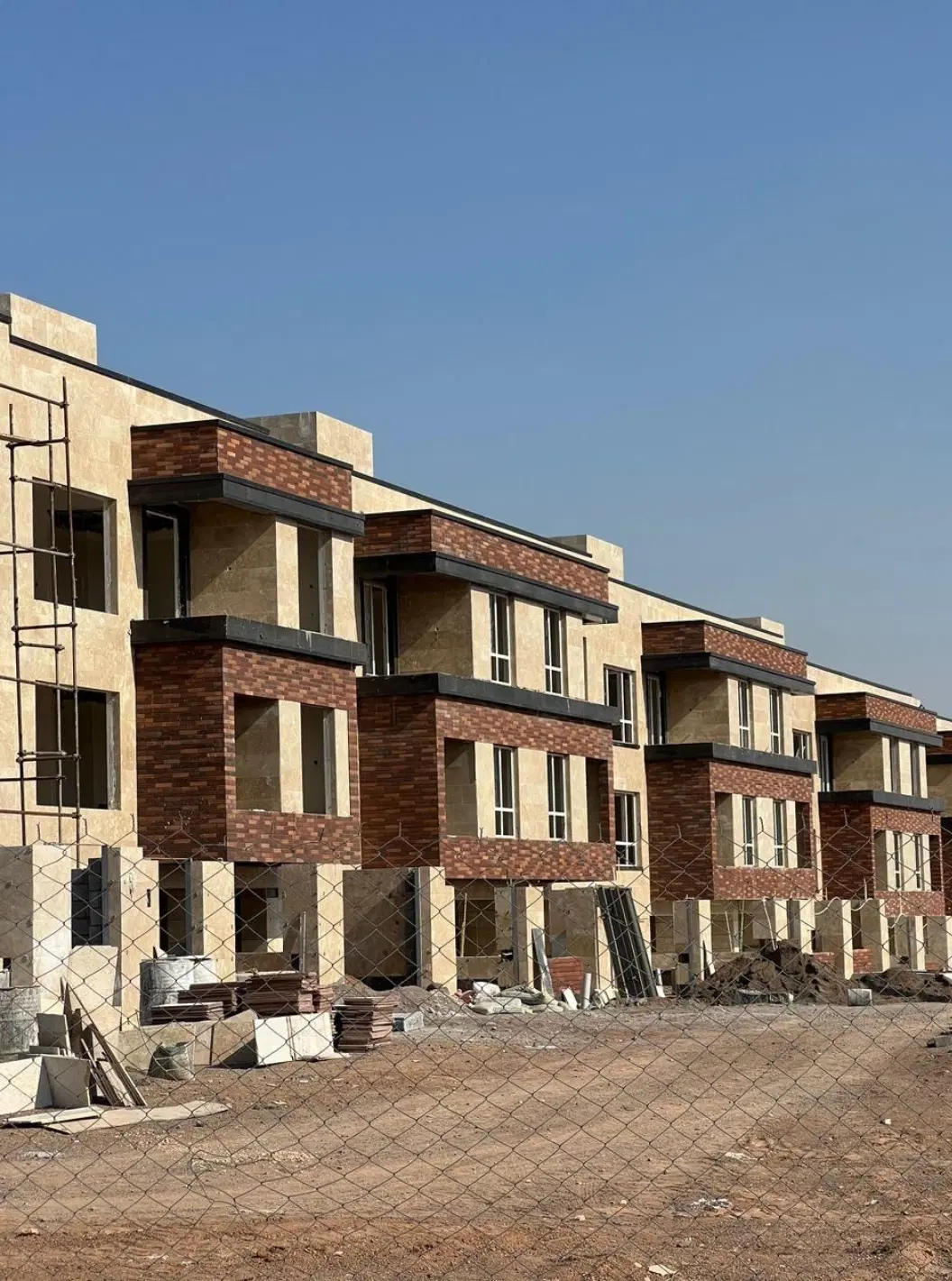 اپارتمان 115متری فازصفر_نردیک مترو پرند (تهران)