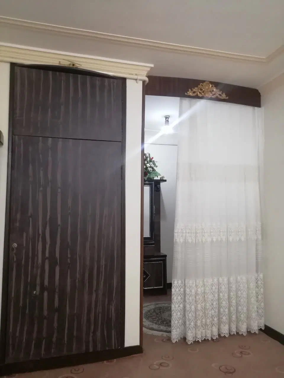 ی واحد آپارتمان رهن و اجاره داده میشود