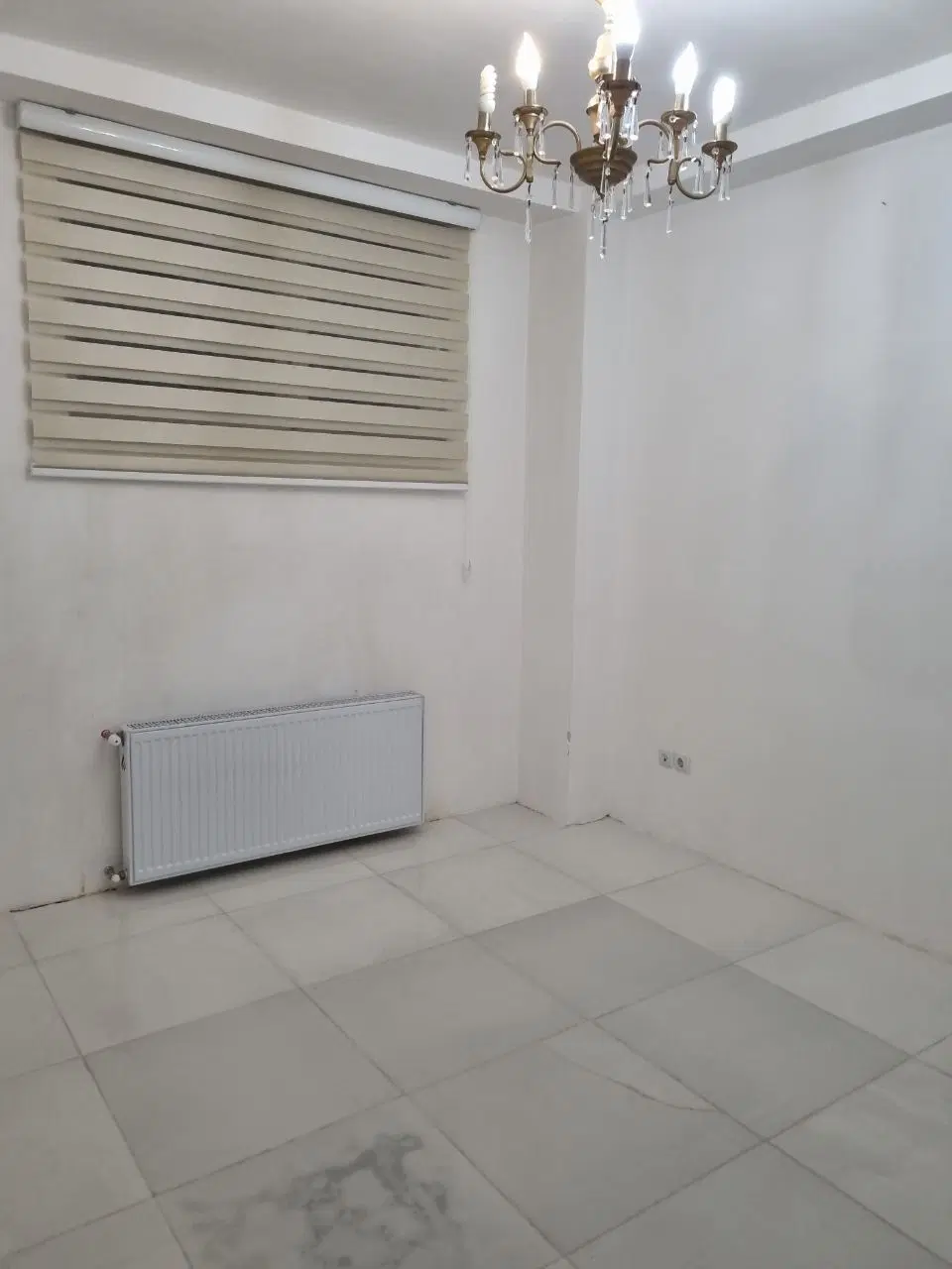 واحد بهارخواب دار در کارشناسان