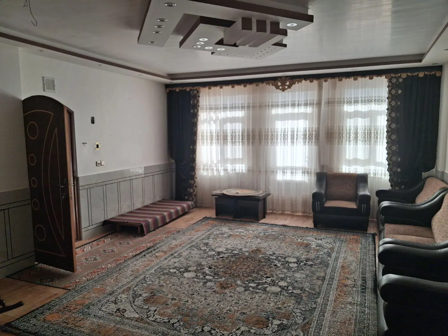 فروش منزل دو طبقه ویلایی در شهر کرکوند