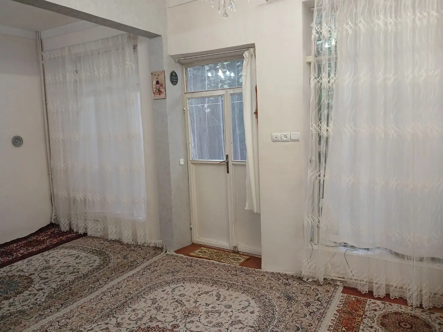 حیاط منجم علی سیاهپوش ۷۳ متر