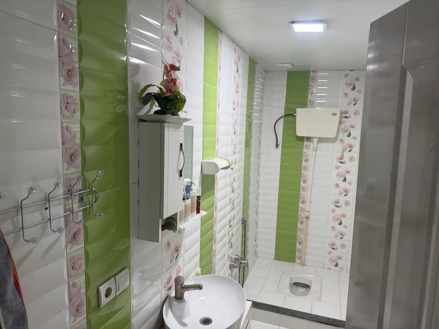۱۶۰ متر در بهترین لوکیشن منظریه