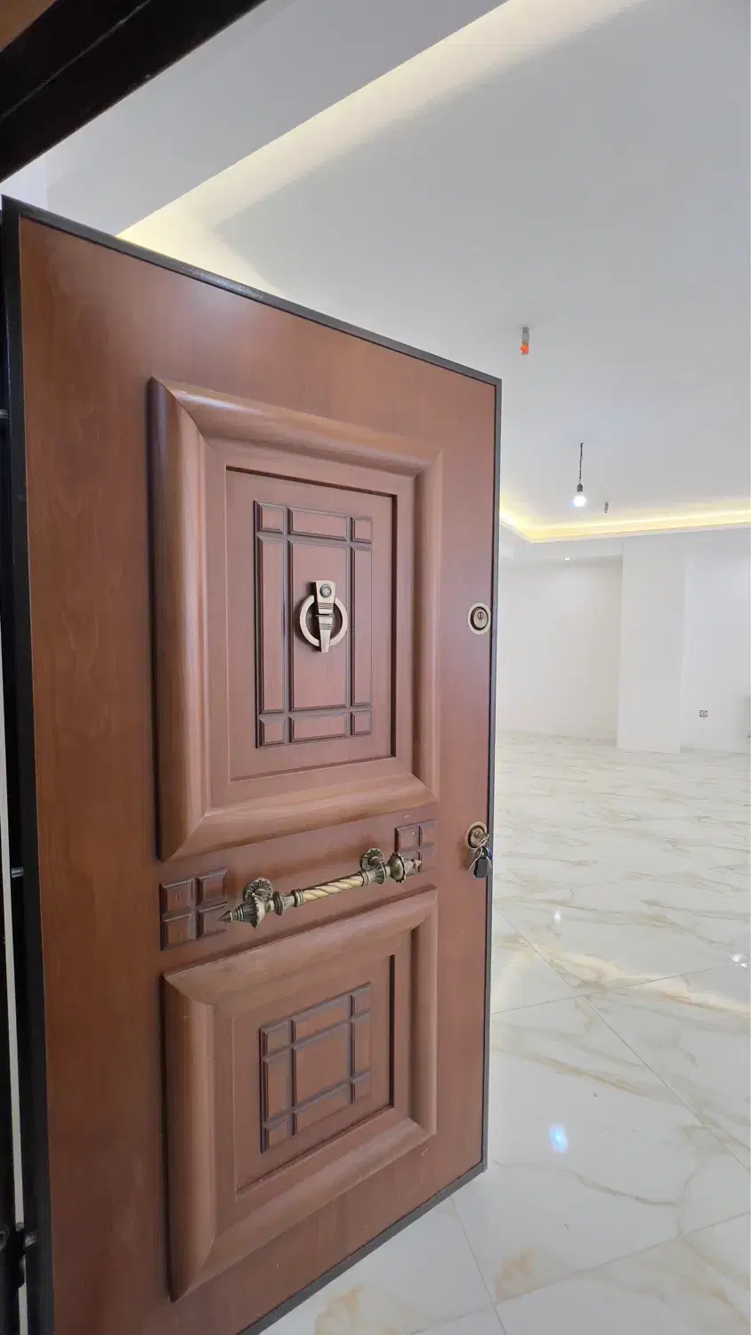 خانه حیاط کلنگی (جنوبی) ۴۱۰ متر ائل گلی فردوس