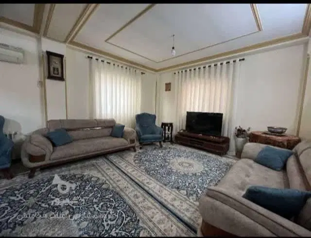 خونه ۷۹ متری گله محله
