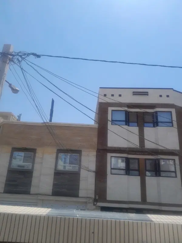 مغازه دونبش قیام و امامزاده