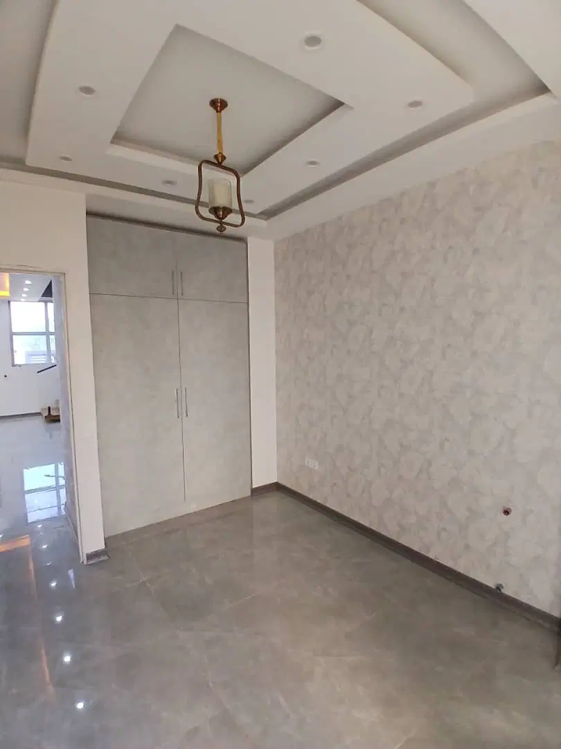 ویلاتهاتر با آپارتمان امل +پول شهرک استخر روف