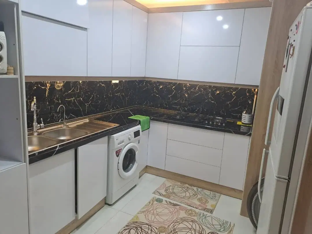 نورد طبقه بالا خیابان ۱۲